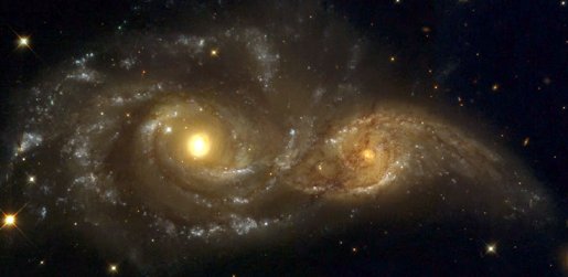 NGC 2207 e IC2163